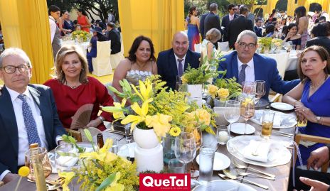  Hugo y Leticia Gutiérrez, Coco Leos y Quique Portillo, Humberto Rodríguez y Claudia Quintero.