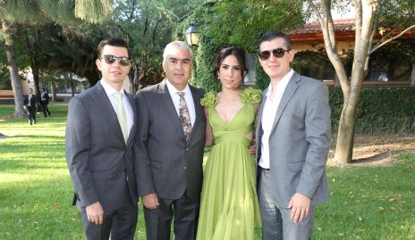  Frank Carlos González, Germán González, Maru González y Germán González.