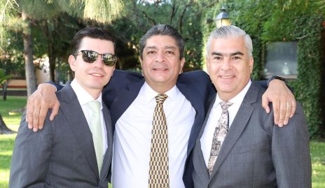  Frank Carlos González, Juan Manuel González y Germán González.