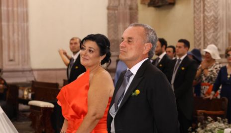  Maria de Lourdes Del Valle y Daniel Medina, papás de la novia.