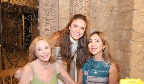  Tayde Gaviño, María Emilia Torre y Mucia Salazar.
