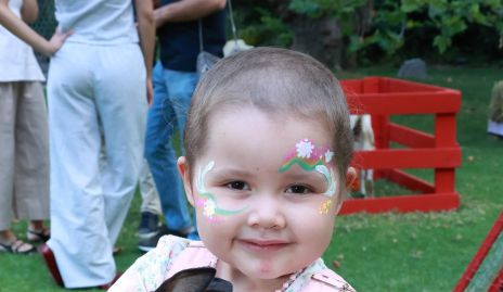  Alexa Cabrera.