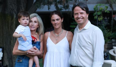  Juan Herrera, Márgara de Herrera, Melissa Ruiz y Filiberto Herrera.