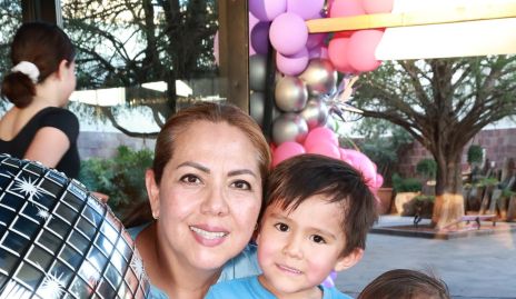  Jessica Palomo, Rodrigo y Santiago.