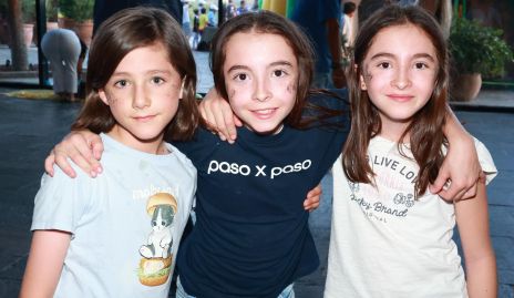  Sara, Isabel y Sofía Martínez.