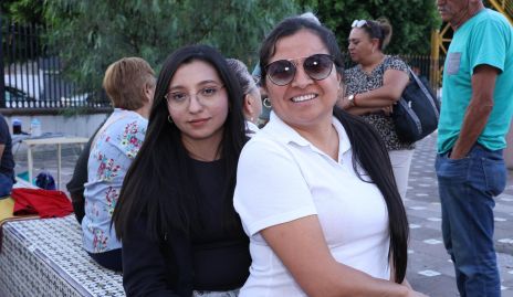  Denia Estrada y Diana Mares.