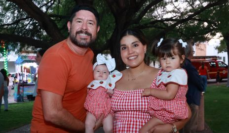  Carlos Tamez, Sandra Ávila, Melina Tamez y Luciana Tamez.