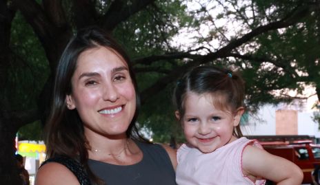  Sofía Villaseñor y Lucila Bocard.