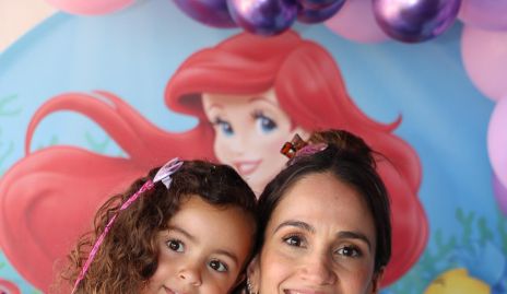  Macarena Monsech y Mariana Salazar.