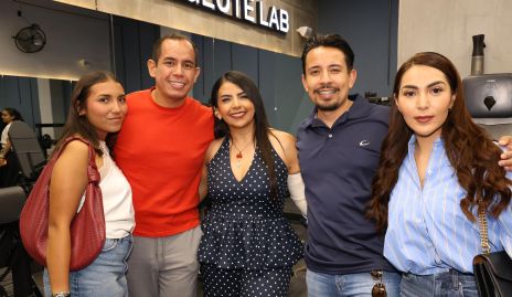  Danna Fuentes, Charly López,  Minerva Fuentes, Juanjo Tiscareño y Karen Guzmán.