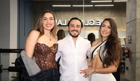  Lucero Esqueda, Esteban Segura y Susana Esqueda.