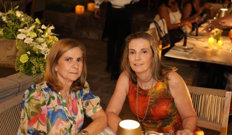  Mari Pepa y Charo Valladares.