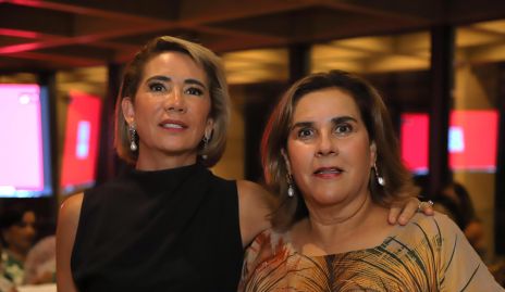  Isabel Carrillo y Graciela Torre.