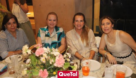 Martha García, Teresa Somohano, Patricia del Bosque y Anna Astrid Navarro.