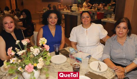  Mari Carmen Somohano, Gabriela, Martha Acevedo y Tere Somohano.