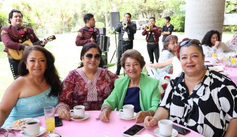  Familia Pedroza Castro.