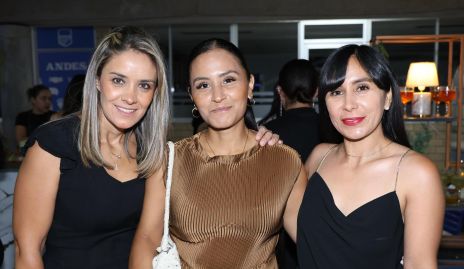  Moni Laboreiro, Carolina Reyna y Valeria Reina.
