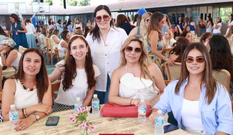  Daniela Lozano, Gaby Castillo, Verónica Miltol, Thiany Ruelas y Andrea Nava.