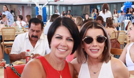  Zaira Ríos y Elvia Hernández.