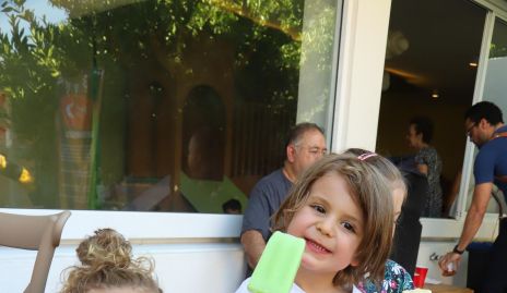  Micaela y Cristóbal.