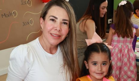  Evelyn Dorantes y Loretta Rojo.