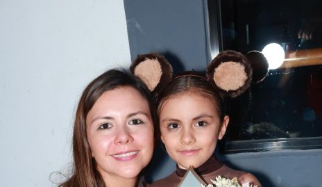 Berenice Mercado y Sofía Menchaca.