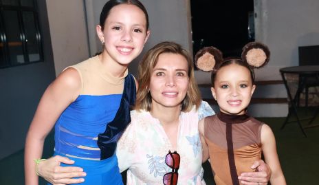  Alejandra Leal, Julieta González y Roberta Enríquez.