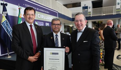  Juan Hernández, Javier Jaramillo y Julio César Gómez.