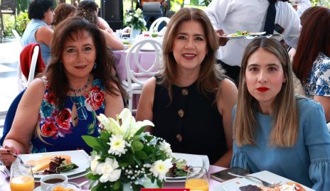  Mónica Alvarado, Cristina Galán y Cristina Kasis.