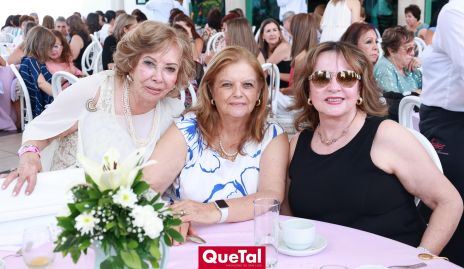  Carmela Alonso de Pérez, Ana Zermeño y Marilú González.