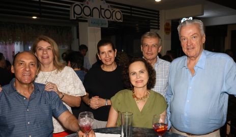  Alfredo Hernández, Benilde Díaz Infante, Ana Lucía Díaz, Nena Dávila, Gerardo Díaz Infante y Toño Díaz Infante.