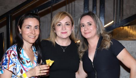  Lucy Flores, Nayeli Cruz y Yaritza Cruz.