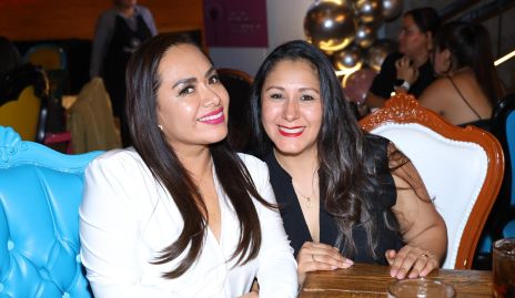  Norma Duarte y Diana Acuña.