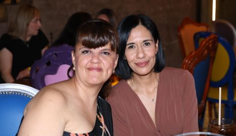  Anabel Álvarez y Cintia Duarte.
