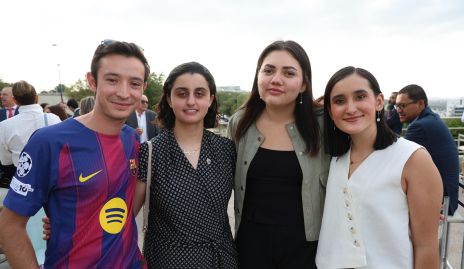  Daniel Ayala, Haris Musa, Ana Pau Ávalos y Fer Díaz.