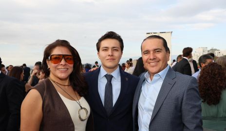  Alejandra Melo, René y René Garay.