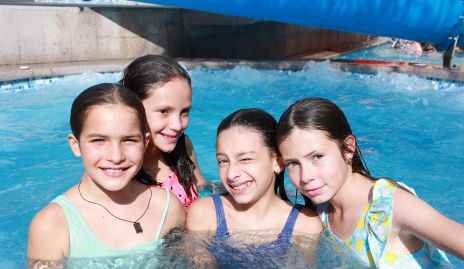 Carlota, Danna , Ana Bego y Sofía.
