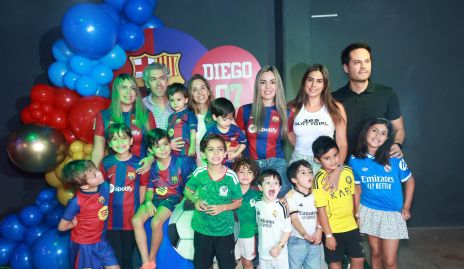  Diego Ruiz Berrones con su familia.