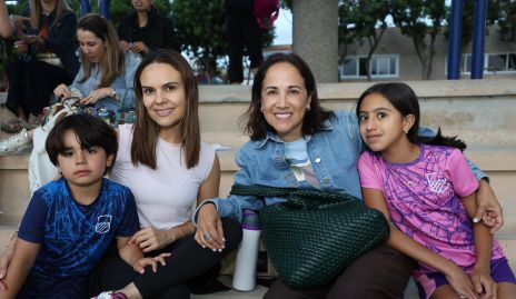  Franco Conde, Ale Díaz de León, Lety Aguilar y Marina Córdova.