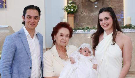  Mauricio Lasso de la Vega, Eva Pardo, Mauricio Lasso de la Vega Martins y Gabriela Martins.