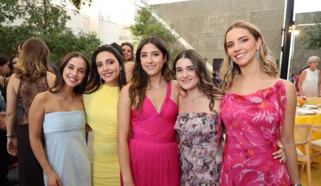  Valeria Navarro, Vale Nava, Julia Morales, Christiann Cambeses y Francesca Hinojosa.