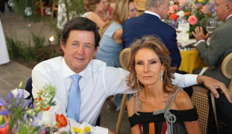  Chato López y Lourdes Herrera, papás de la novia.