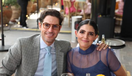  Miguel Mijares y Velia Cazarín.