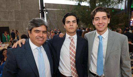  Paco Leos, Francisco Leos y Santiago Morales.