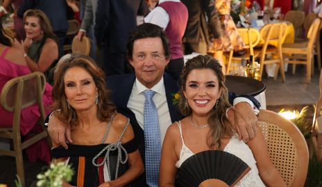  Lourdes Herrera, Chato y Sofía López.