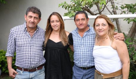  Hermanos del Valle, Carlos, Paulina, Mario y Mildret.