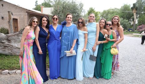  Las Gómez, Paty, Monse, Marcela, Gaby, Ana Paula, Paola, Anie, Cecy y Ana Gaby.