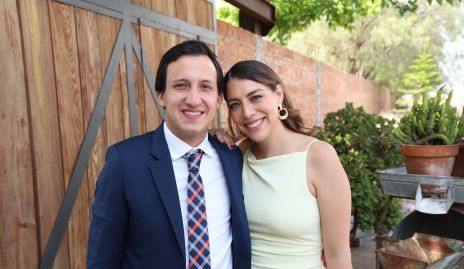   Pepe y Silvia.