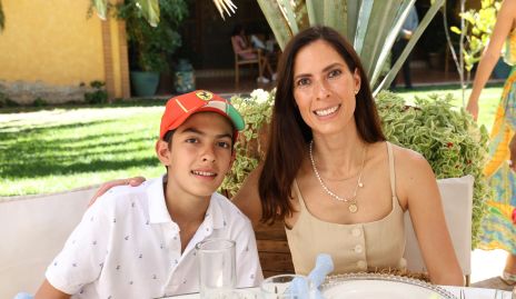  Juanpa Herrera y May Chávez.