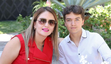  Luz María Ruiz y Diego Poulet.